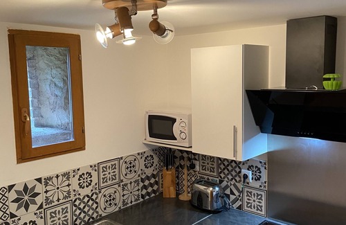 Clere-sur-Layon Cottage | 3* GITE IN LOIRE. Tranquil setting in the beautiful countryside