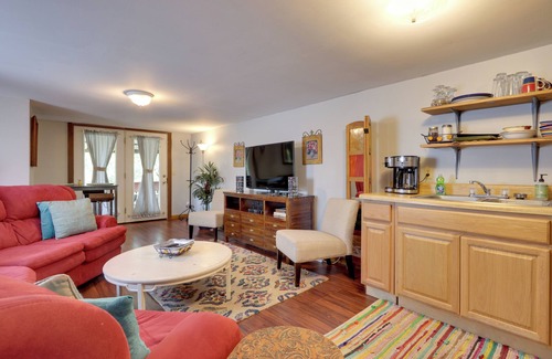 Townsend Apartment | 3 Mi to Great Smoky Mtn NP: Riverfront Retreat