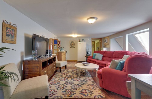 Townsend Apartment | 3 Mi to Great Smoky Mtn NP: Riverfront Retreat