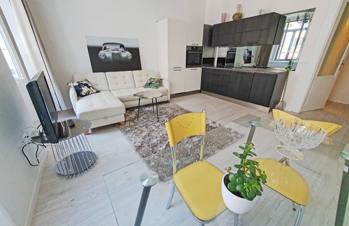 Roiano-Gretta-Barcola-Cologna-Scorcola Apartment | 3 min. to the bars and restaurants and nearby greeny Viale XX Settembre.