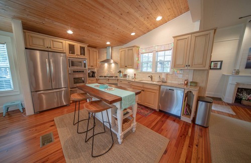 Historic Downtown Apalachicola House | 3-Night Min, 3BR/2BA House, Downtown Historic Apalachicola!