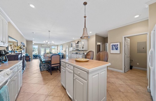Lake Hamilton Condo | 3-Night Summer Escape Save 15%