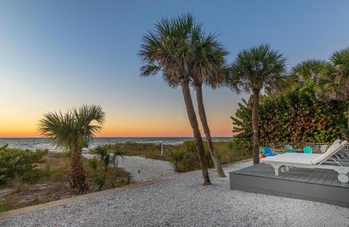 Indian Rocks Beach House | 3 Palms Retreat