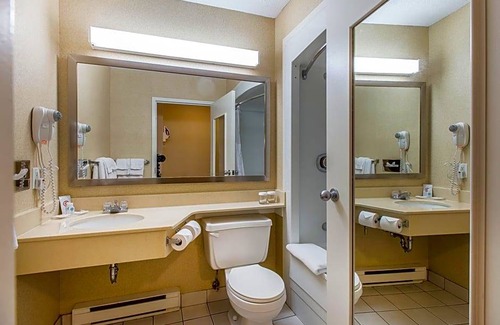 Gander Hotel | 3-Star Hotel ∙ Comfort Inn - Gander