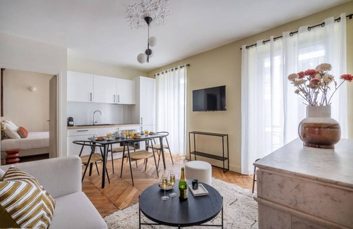 Faubourg-du-Roule Apartment | 3.two Bedrooms#champs Elysées#arc de Triomphe#ac