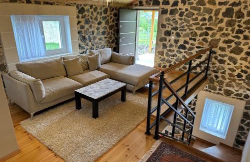 Diber House | 3 VELLEZERIT DOCI GUEST HOUSE