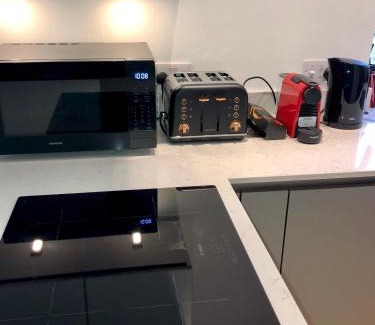 Bath House | 3 York Mews