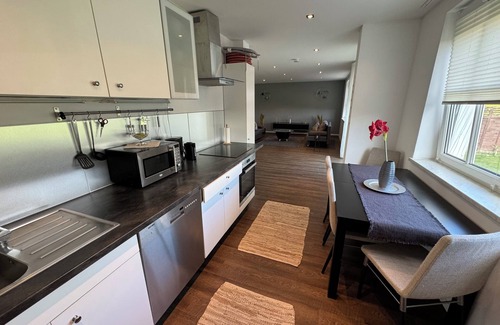 Freilassing Apartment | 3-zi.-whg. mit Eigenem Garten