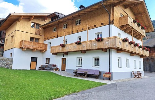 Obertilliach Hotel | 30 m² Hotel ∙ 1 bedroom ∙ 3 guests