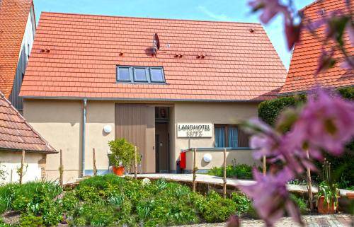 Oberderdingen Hotel | 30 m² Hotel ∙ 4 guests