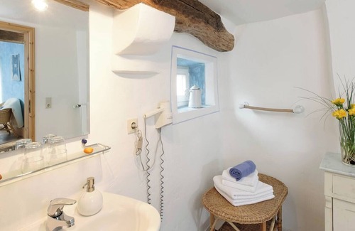 Reil Other | 300 Jahre altes Ferienhaus am Bio-Weingut an der Mosel