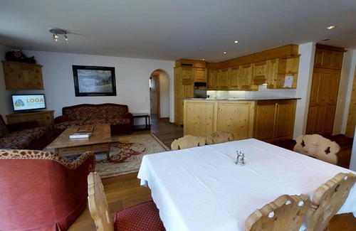 Celerina-Schlarigna Apartment | 3½-room apartment on the 1st floor, about 105 m2.