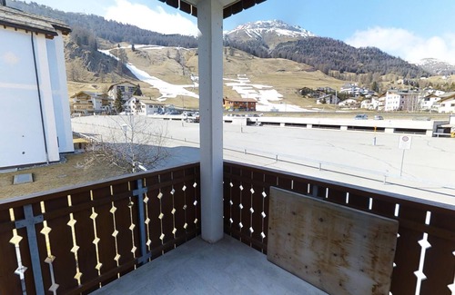 Celerina-Schlarigna Apartment | 3½-room apartment on the 1st floor, about 105 m2.