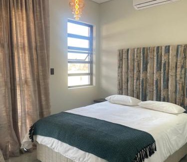 Vredefort House | 365@ Vaal De Grace Parys