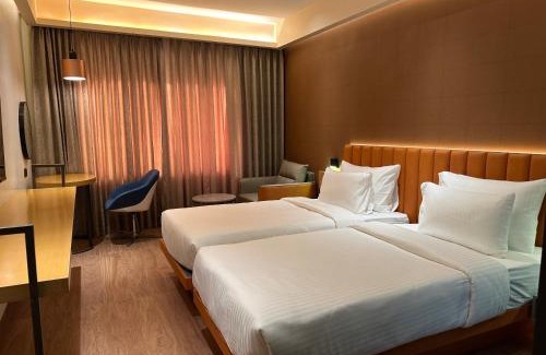 Chembur East Hotel | 37th Crescent Navi Mumbai