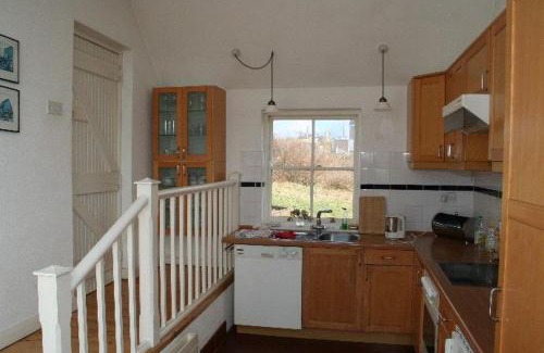 Claddaghduff House | 382 Claddaghduff Cottage