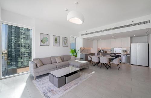 Dubai Marina Apartment | 3Bed Private Beach - Belle vie à La Vie Dubai
