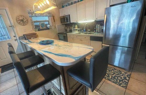 Key Colony Beach House | ~3Bed2Bath~Cabana Club~Swim Spa~Ice.Machine~ 1496 +tx Any 7days Sept 30-Oct 11