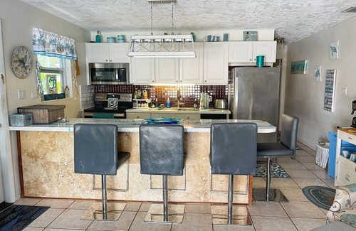 Key Colony Beach House | ~3Bed2Bath~Cabana Club~Swim Spa~Ice.Machine~ 1496 +tx Any 7days Sept 30-Oct 11