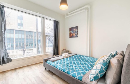 Hamilton Apartment | 3BR Apt w Netflix - Near King street