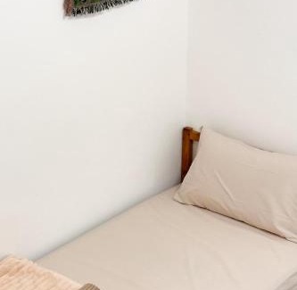 Batu Pahat House | 3BR Batu Pahat Setia Homestay Walk to AEON Big 6-8 pax by Ngio