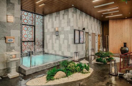 Van Giang Apartment | 3Br Ecopark apt Onsen! Balcony lake view Free Pool