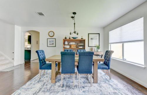 Austin House | 3BR family home with backyard