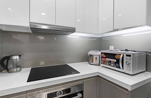 Hang Xanh Apartment | 3BR INSIDE Landmark 81 TALLEST BUILDING