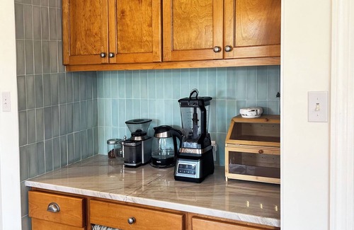 Joelton House | 3BR Midterm on acreage just outside of Nashville - gym, fire pit, and fireplace