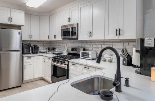 Jersey City Apartment | 3br private Apartment