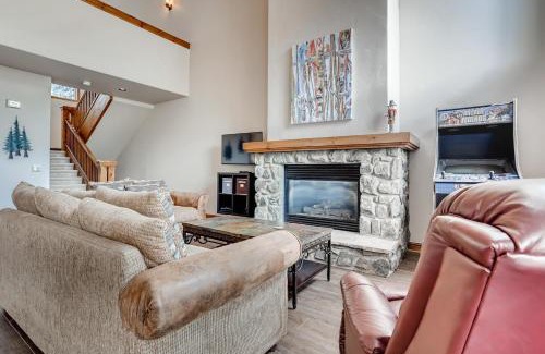 Mountain House House | 3BR Townhome - Walk to Slopes