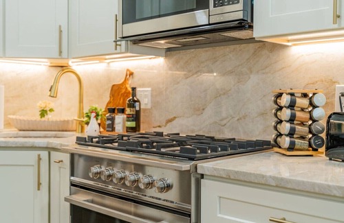 North End House | 3BR3Bth Entire House/Steps to Downtown & TD Garden