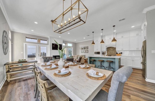 Fort Walton Beach - Destin House | 3N & 4N Discounts in Sept - Steps to Beach & Pool