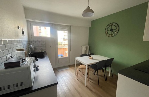 Neudorf Ouest Apartment | 3p with parking, 70 m2 15mn walk from the center