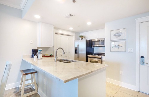 Fort Walton Beach Condo | 3rd Floor Beach-Chic Condo On Okaloosa Island Waterfall, Lazy River