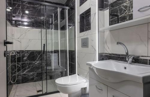 Antalya City Centre Apartment | 4-3 Yatak Odalı Büyük Daire Kaleiçi Yakını