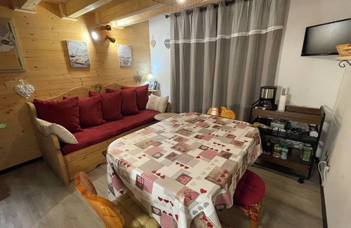 Montalbert Apartment | 4/6 person duplex apartment in a residence at the foot of the slopes!