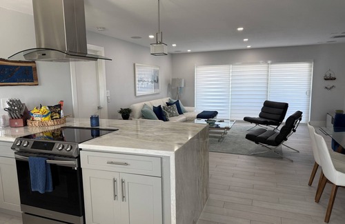 Key Largo House | 4-bdrm home in amazing Key Largo w/fitness rm, dock/lift boat up to 34 ft
