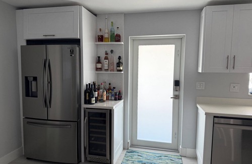 Key Largo House | 4-bdrm home in amazing Key Largo w/fitness rm, dock/lift boat up to 34 ft