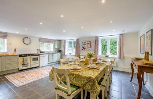 Bury St Edmunds House | 4 Bed in Hartest oc-w32685