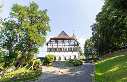 Arnsberg Apartment | 4-bed room with shower/WC