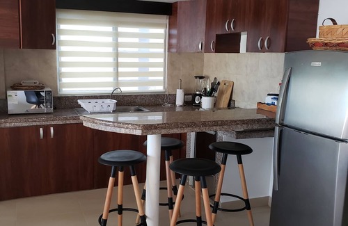 Las Nunez House | 4 Bedroom 4 Bathroom Ocean front House direct private access to the beach