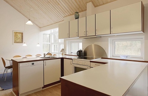 Hasle House | 4 bedroom awesome home in Hasle