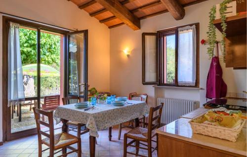 Urbania House | 4 Bedroom Awesome Home In Urbania