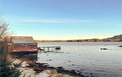 Herdla Apartment | 4 Bedroom Beautiful Apartment In Herdla