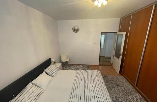 Senec House | 4 Bedroom Elegant, beautiful and spacious home with a botanical garden
