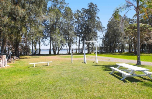 Sanctuary Point House | 4 Bedroom - Family Friendly home with direct access to the Basin