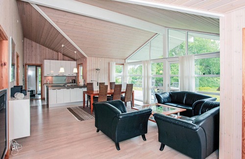 Nykobing Sjaelland House | 4 bedroom gorgeous home in Nykøbing Sj