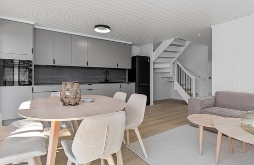 Risor House | 4 bedroom lovely home in Risør