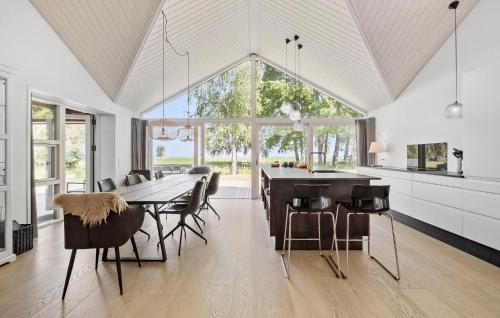 Strøby Ladeplads House | 4 Bedroom Nice Home In Strøby